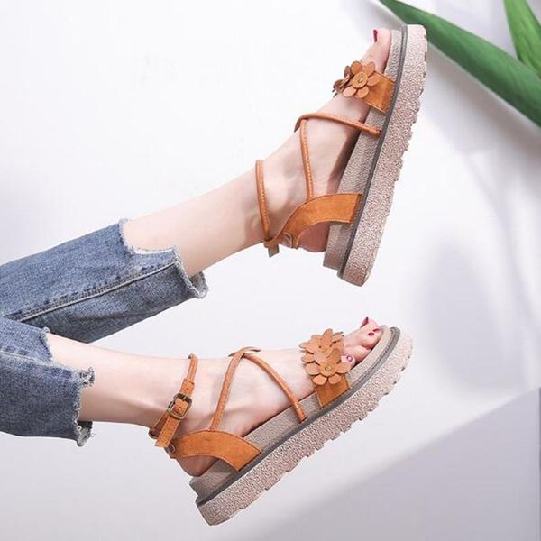34-43 ladies flower sandals female summer 2021 thick-soled shoes word buckle open toe muffin roman, Black
34-43 ladies flower sandals female summer 2021 thick-soled shoes word buckle open toe muffin roman, Black