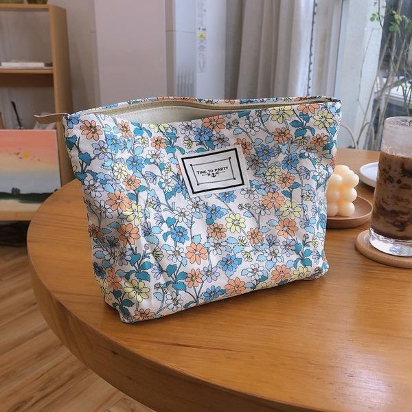 cosmetic bags & cases flower makeup bag organizer for women's cosmetics cotton storage fashion organizers travel special female zipper
cosmetic bags & cases flower makeup bag organizer for women's cosmetics cotton storage fashion organizers travel special female zipper