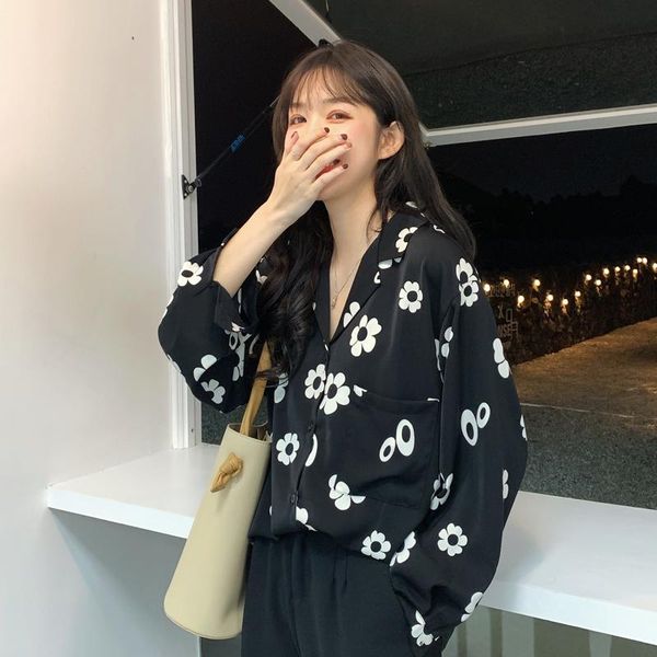 women's t-shirt sannian retro flower long-sleeved shirt women spring 2021 korean style design niche t loose casual clothes, White
women's t-shirt sannian retro flower long-sleeved shirt women spring 2021 korean style design niche t loose casual clothes, White