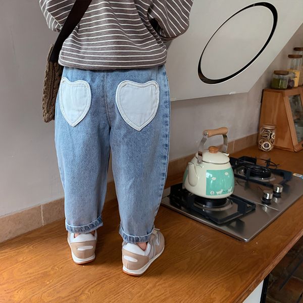 children's jeans pant spring autumn girls fashion back heart shape pocket all-match jeans kids patchwork waist casual denim pant, Blue
children's jeans pant spring autumn girls fashion back heart shape pocket all-match jeans kids patchwork waist casual denim pant, Blue