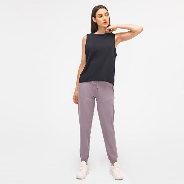 yoga outfit summer hairless naked feeling high elastic breathable vest women's moisture absorption and perspiration sports running
yoga outfit summer hairless naked feeling high elastic breathable vest women's moisture absorption and perspiration sports running