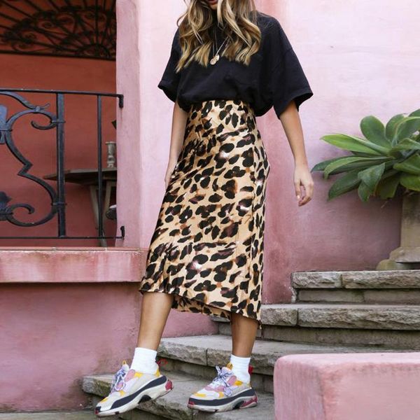 skirts high waist leopard midi skirt female hidden elasticized waistband silk satin slip style animal print women plus#g1, Black
skirts high waist leopard midi skirt female hidden elasticized waistband silk satin slip style animal print women plus#g1, Black
