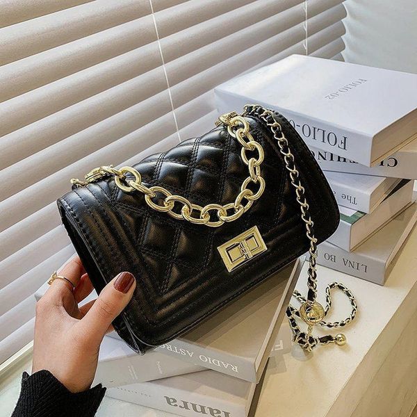 fashion women messenger small square bag daily lady shoulder chain diagonal korean trendy bags
fashion women messenger small square bag daily lady shoulder chain diagonal korean trendy bags