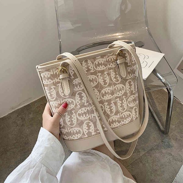luxury herme handbags and storage st. emma shirland high capacity bag women's summer 2021 new fashion sense minority por
luxury herme handbags and storage st. emma shirland high capacity bag women's summer 2021 new fashion sense minority por