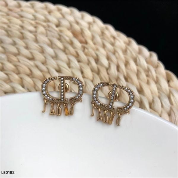 85% off factory clearance home home french tassel fashion earrings pearl simple minority earrings female, Golden
85% off factory clearance home home french tassel fashion earrings pearl simple minority earrings female, Golden