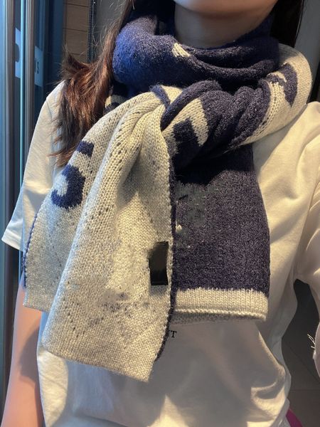 embroidered shawl imported pure cashmere fashion knitted wool scarf beautiful the upper body skin color versatile, Blue;gray
embroidered shawl imported pure cashmere fashion knitted wool scarf beautiful the upper body skin color versatile, Blue;gray