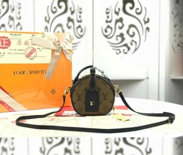 round totes brand handbags handles designer m68276 mini luxury cake bag urban iconic original shoulder bags single cross m44699 body bag
round totes brand handbags handles designer m68276 mini luxury cake bag urban iconic original shoulder bags single cross m44699 body bag