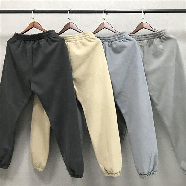 solid sweatpants 20fw men women pants velvet cotton series trousers zipper pocket tag, Black
solid sweatpants 20fw men women pants velvet cotton series trousers zipper pocket tag, Black