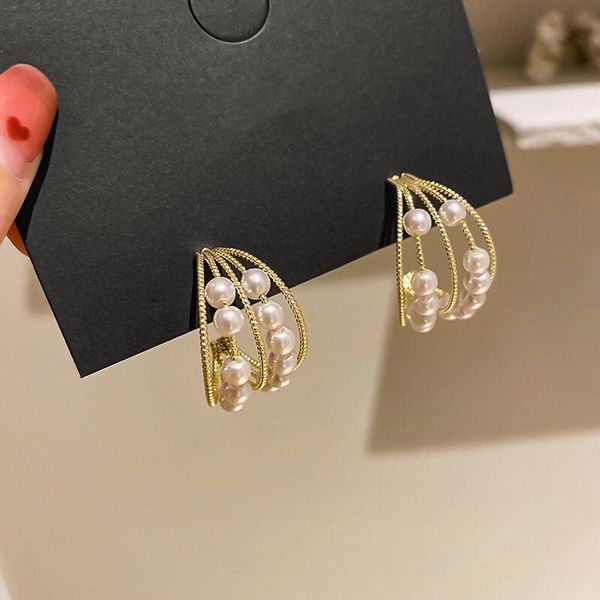 hoop & huggie fashion trend women's c- shaped pearl earrings geometric personality korean charm elegant high-end jewelry party accessor, Golden;silver
hoop & huggie fashion trend women's c- shaped pearl earrings geometric personality korean charm elegant high-end jewelry party accessor, Golden;silver