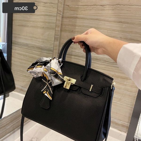 women luxurys designers handbag h same one shoulder messenger bag 2021 new head leather h home leather women's bag birkin platinum bag
women luxurys designers handbag h same one shoulder messenger bag 2021 new head leather h home leather women's bag birkin platinum bag
