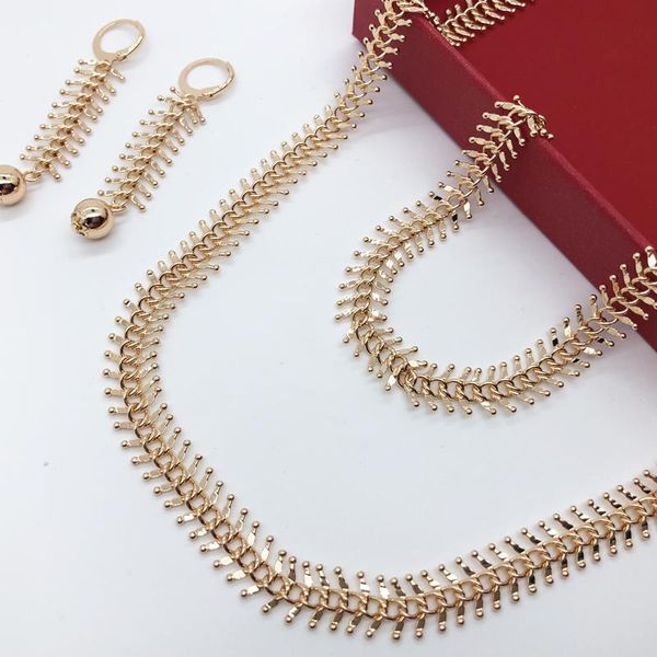 earrings & necklace woman rose gold 585 color 10mm width fish bone exquisite bracelet jewelry gift set 2021 style, Silver
earrings & necklace woman rose gold 585 color 10mm width fish bone exquisite bracelet jewelry gift set 2021 style, Silver