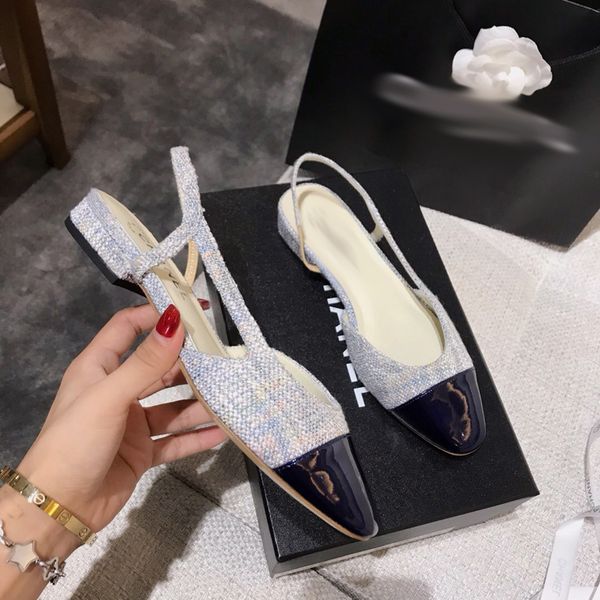 2021 good quality fashion women luxurys designers shoes designer sandals womens luxury high heels sandal dress shoess with box size 35-40 -g, Black
2021 good quality fashion women luxurys designers shoes designer sandals womens luxury high heels sandal dress shoess with box size 35-40 -g, Black