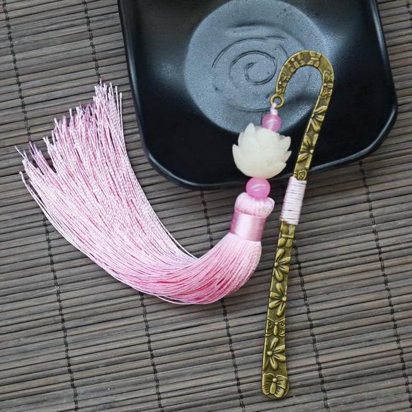 bookmark metal bookmarks fringed creative hairpins vintage gifts student stationery custom chinese style manufacturers
bookmark metal bookmarks fringed creative hairpins vintage gifts student stationery custom chinese style manufacturers