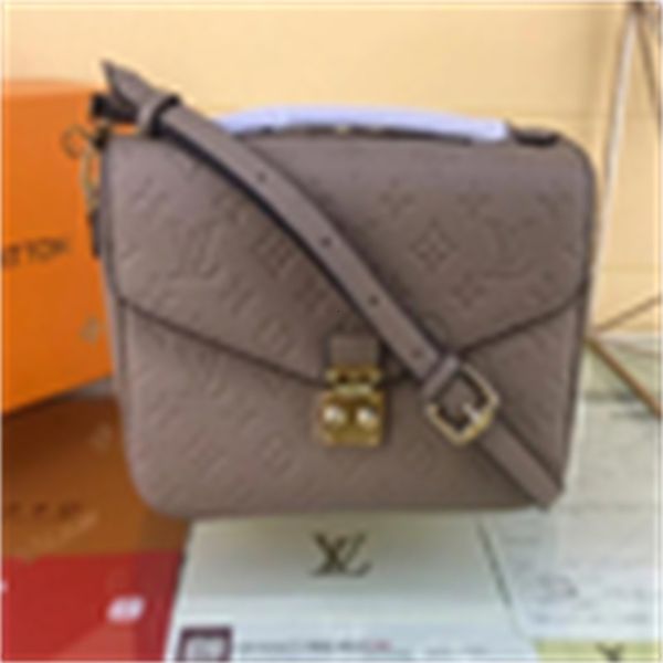 cross designer clutches luxury m40780 mtis bag clutch handbags totes iconic body handles evening shoulder bags
cross designer clutches luxury m40780 mtis bag clutch handbags totes iconic body handles evening shoulder bags