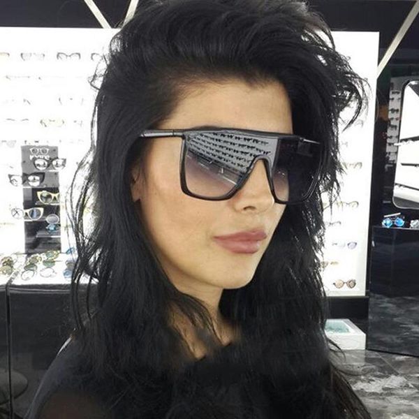 Fashion Women Square Style Gradient Sunglasses Ladies Eyewear Frame Retro Brown Brand Design Sun Glasses, White;black
Fashion Women Square Style Gradient Sunglasses Ladies Eyewear Frame Retro Brown Brand Design Sun Glasses, White;black