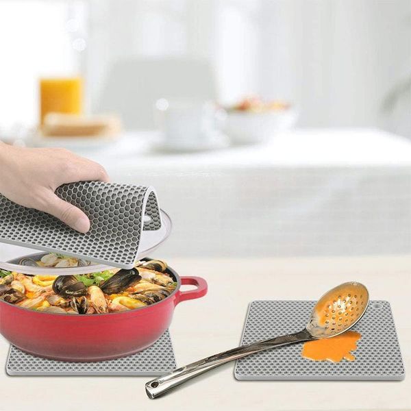 mats & pads square honeycombs placemat -grade silicone heat insulation mat anti-scald thickened microwave oven hg99
mats & pads square honeycombs placemat -grade silicone heat insulation mat anti-scald thickened microwave oven hg99
