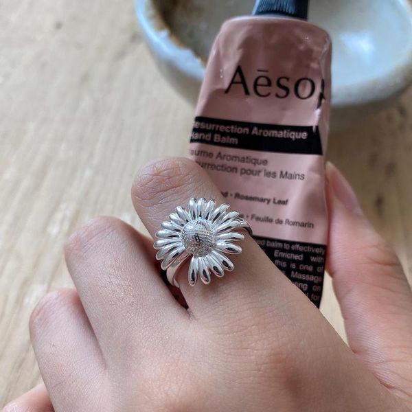 cluster rings imperfect little daisy missing petals chrysanthemum adjustable ring female niche 925 sterling silver jewelry, Golden;silver
cluster rings imperfect little daisy missing petals chrysanthemum adjustable ring female niche 925 sterling silver jewelry, Golden;silver