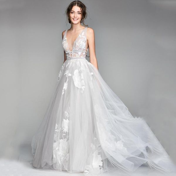 other wedding dresses 3d flower lace appliques 2021 v-neck backless a-line tulle dress destinaiton bridal robes de mariées, White
other wedding dresses 3d flower lace appliques 2021 v-neck backless a-line tulle dress destinaiton bridal robes de mariées, White
