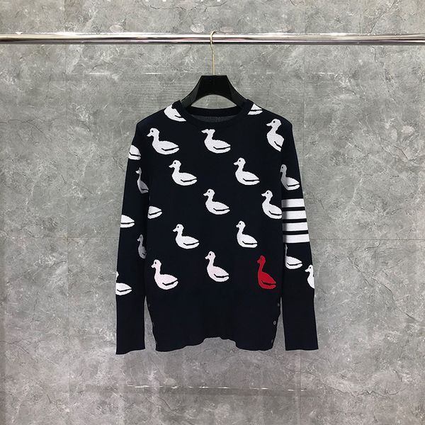 sweater daizhiying tb duck round neck blue korean trendy men's autumn wool slim fit, White;black
sweater daizhiying tb duck round neck blue korean trendy men's autumn wool slim fit, White;black