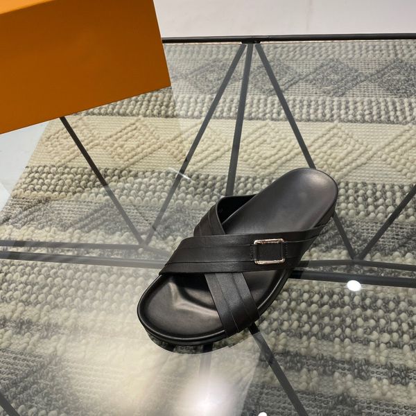 classic slippers summer luxury woman beach cartoon big head slippers designer leather flat woman belt buckle sandals l bath men slippers, Black
classic slippers summer luxury woman beach cartoon big head slippers designer leather flat woman belt buckle sandals l bath men slippers, Black