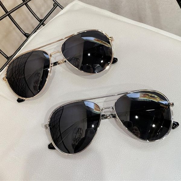 mens sunglasses polarized uv400 pilot classic brand hd pochromic lens anti-glare driving sun glasses women, White;black
mens sunglasses polarized uv400 pilot classic brand hd pochromic lens anti-glare driving sun glasses women, White;black