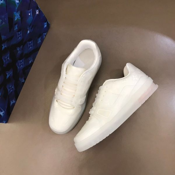 designer men's shoes casual luxury sneaker shoe imported cowhide color stitching with box are 38-45, Red;white
designer men's shoes casual luxury sneaker shoe imported cowhide color stitching with box are 38-45, Red;white