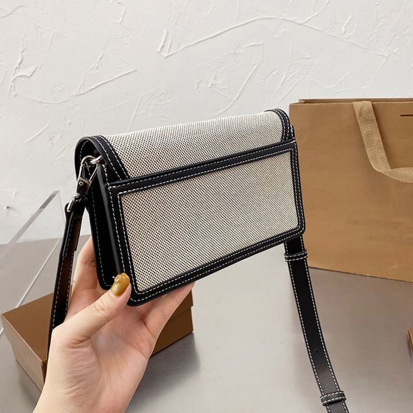 shoulder messenger bag single crossbody back handbag ladies flap package linen cloth with cowhide leather bags
shoulder messenger bag single crossbody back handbag ladies flap package linen cloth with cowhide leather bags