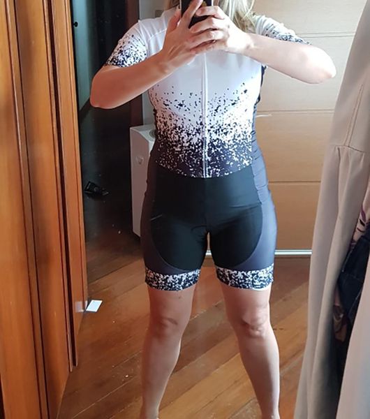fashion women's triathlon short sleeve bicycle sweatshirt suit leggings shirt clothing summer jumpsuit delivery racing sets, Black;blue
fashion women's triathlon short sleeve bicycle sweatshirt suit leggings shirt clothing summer jumpsuit delivery racing sets, Black;blue