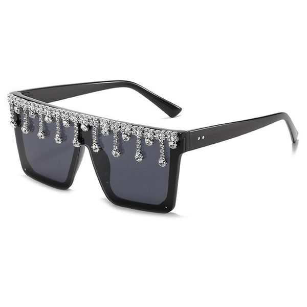 sunglasses doisyer 2021 diamond-inset style square frame one big meter set diamond-style, White;black
sunglasses doisyer 2021 diamond-inset style square frame one big meter set diamond-style, White;black