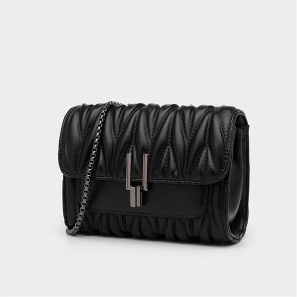 cross body 2021 woman bag fashion rhombus small square lady shoulder soft face messenger mobile phone coin purse
cross body 2021 woman bag fashion rhombus small square lady shoulder soft face messenger mobile phone coin purse