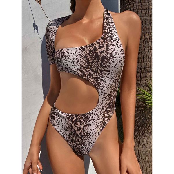 2021 asymmetric snake skin one piece swimsuit women swimwear female one shoulder tummy cut out bather bathing suit swim k2909
2021 asymmetric snake skin one piece swimsuit women swimwear female one shoulder tummy cut out bather bathing suit swim k2909
