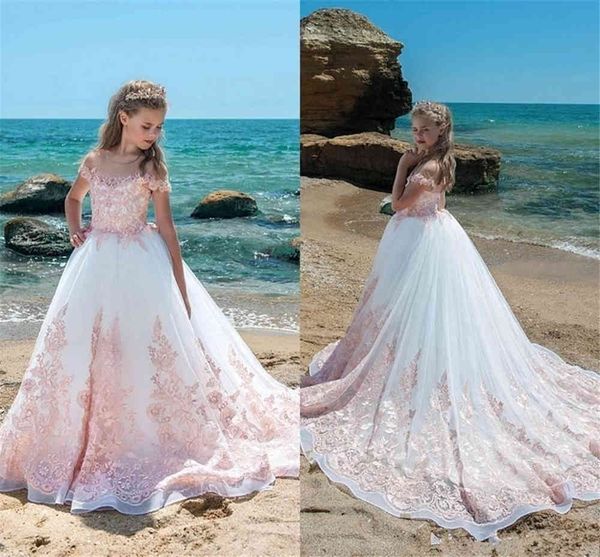 casual dresses bow ed as flower girl tender with pink blush apply a sheer neck line sweep teen train birthday party communion, Black;gray
casual dresses bow ed as flower girl tender with pink blush apply a sheer neck line sweep teen train birthday party communion, Black;gray