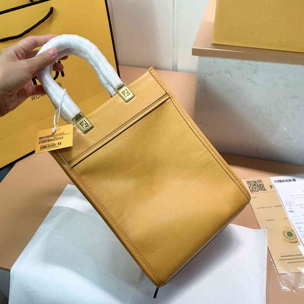 new mini leather women's bag mini handbag messenger tote shopping bag handbag
new mini leather women's bag mini handbag messenger tote shopping bag handbag