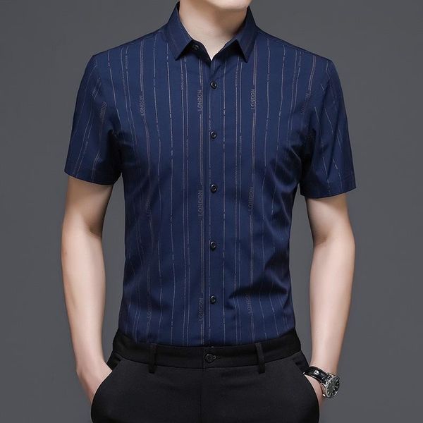 men's casual shirts 2021 summer short sleeve vertical stripe shirt business, White;black
men's casual shirts 2021 summer short sleeve vertical stripe shirt business, White;black
