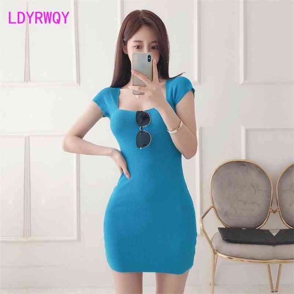ldyrwqy of the summer solid color fashion slim square neck short sleeve knitted hip dress 210603, Black;gray
ldyrwqy of the summer solid color fashion slim square neck short sleeve knitted hip dress 210603, Black;gray