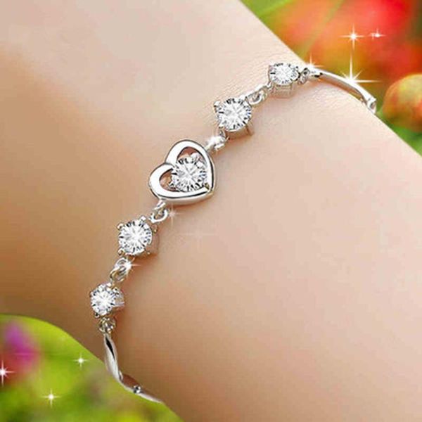 link, chain heart-shaped inlaid diamond bracelet fashion vintage all-match for female daily wear or matching, Black
link, chain heart-shaped inlaid diamond bracelet fashion vintage all-match for female daily wear or matching, Black