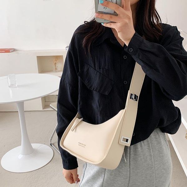 evening bags shoulder small pu leather solid color crossbody bag for women 2021 trendy luxury travel handbags and purses
evening bags shoulder small pu leather solid color crossbody bag for women 2021 trendy luxury travel handbags and purses