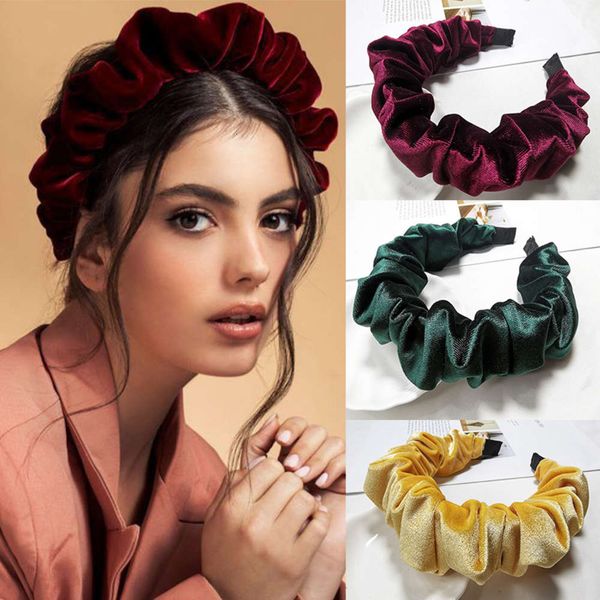 autumn winter velvet color pleated hoop large belt, Black;brown 
autumn winter velvet color pleated hoop large belt, Black;brown