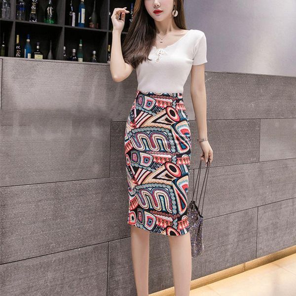 skirts elegant button high waist female print long skirt women's spring style midi knee length, Black
skirts elegant button high waist female print long skirt women's spring style midi knee length, Black