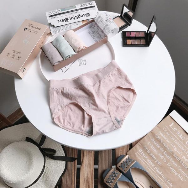 women's panties graphene boxed 4 pairs of wet pants silver box no trace breathable cotton band hip lifting briefs, Black;pink
women's panties graphene boxed 4 pairs of wet pants silver box no trace breathable cotton band hip lifting briefs, Black;pink