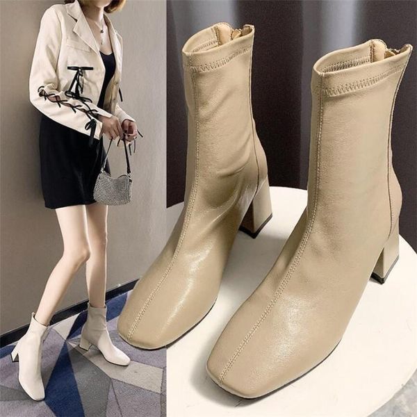 fashion short boots women's high-heeled single for fall/winter 2021 pointed toe thick-heeled nude mid-tube, Black
fashion short boots women's high-heeled single for fall/winter 2021 pointed toe thick-heeled nude mid-tube, Black