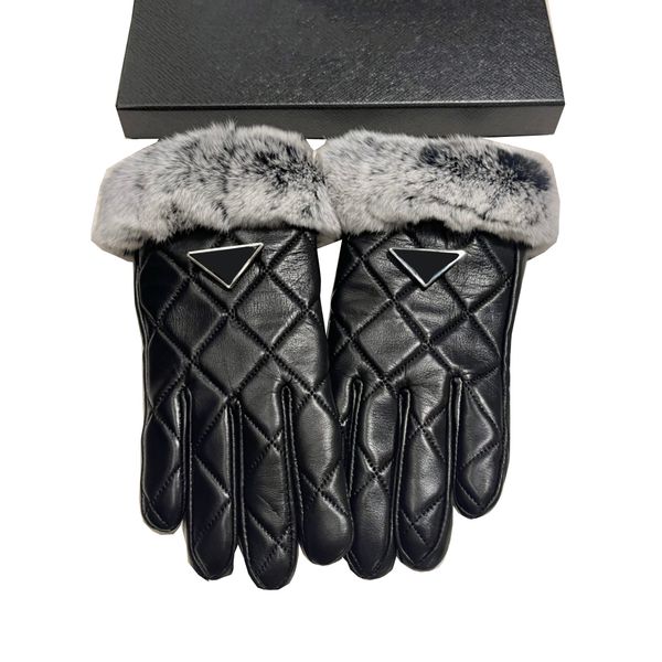 rabbit hair plush glove outdoor riding driving gloves triangle badge leather mittens women autumn winter accessories, Blue;gray
rabbit hair plush glove outdoor riding driving gloves triangle badge leather mittens women autumn winter accessories, Blue;gray