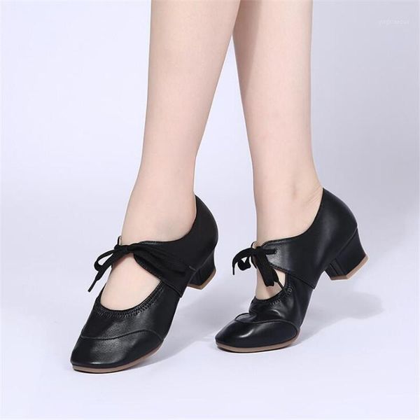 dress shoes women's high heels low cut soft bottom dance ladies style shallow mouth modern1, Black
dress shoes women's high heels low cut soft bottom dance ladies style shallow mouth modern1, Black