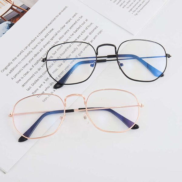 alloy metal titanium blue proof glasses fashion spectacle frame korean box full flat lens, Silver
alloy metal titanium blue proof glasses fashion spectacle frame korean box full flat lens, Silver