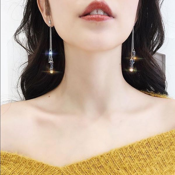 stud face thin earrings long tassel goddess temperament creative studded cold wind, Golden;silver
stud face thin earrings long tassel goddess temperament creative studded cold wind, Golden;silver