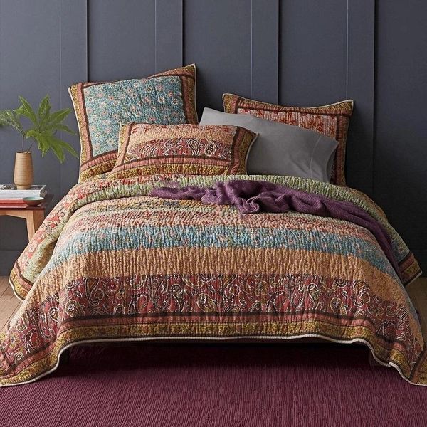 handmade patchwork quilt set 3-pieces 100% cotton thick bedspread for double bed king size blanket comforters & sets
handmade patchwork quilt set 3-pieces 100% cotton thick bedspread for double bed king size blanket comforters & sets