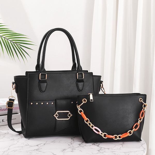 large-capacity trendy handbags 2021 new european and american handbags two-piece set of single shoulder women's all-match messenger bag, Black;red
large-capacity trendy handbags 2021 new european and american handbags two-piece set of single shoulder women's all-match messenger bag, Black;red