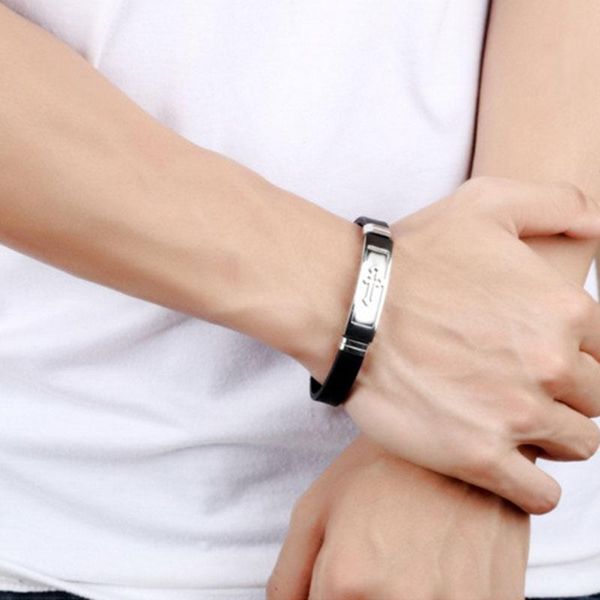 bangle 2021 men silicone titanium steel cross bracelet wristband masculine jewelry tc21, Black
bangle 2021 men silicone titanium steel cross bracelet wristband masculine jewelry tc21, Black
