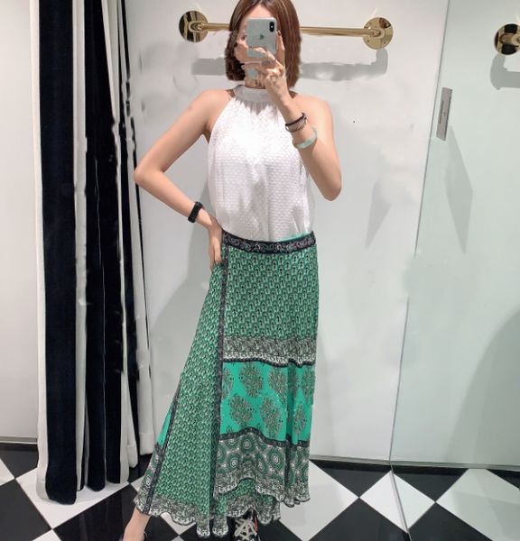 skirt 2021 autumn and winter printed lotus leaf lace laminated green wrap body irregular fashion all-match 781j, Black
skirt 2021 autumn and winter printed lotus leaf lace laminated green wrap body irregular fashion all-match 781j, Black