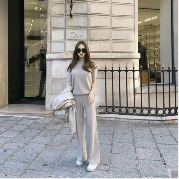 women's two piece pants women autumn winter wool cashmere knitted warm suit o-neck sweater + mink loose style two-piece set knit coat, White
women's two piece pants women autumn winter wool cashmere knitted warm suit o-neck sweater + mink loose style two-piece set knit coat, White